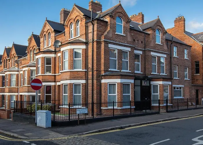 No. 5 Eglantine Place