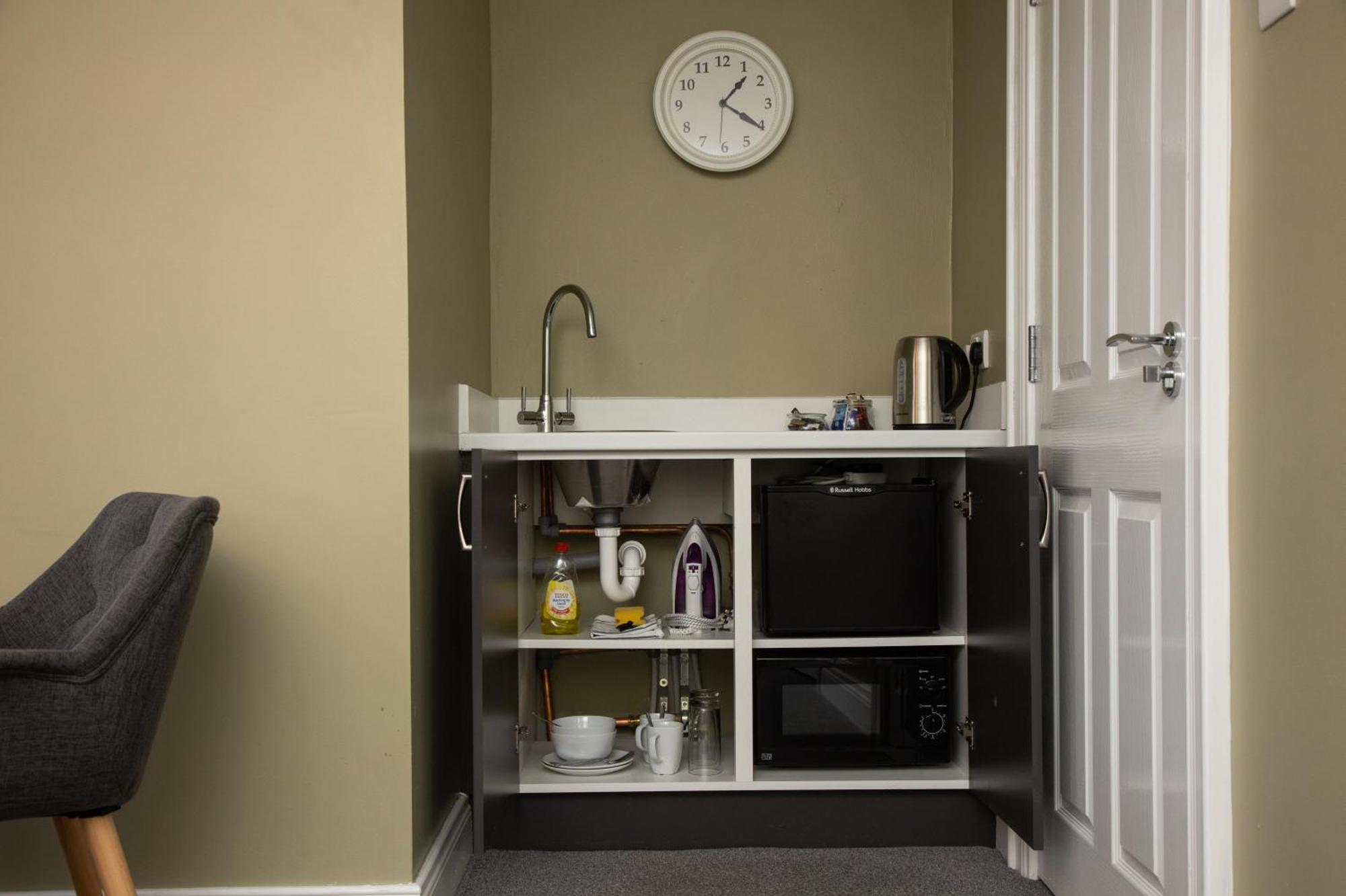 Apartment No. 5 Eglantine Place