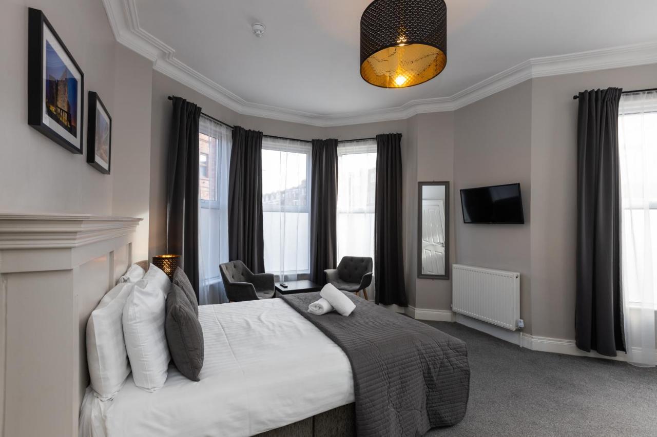 Apartment No. 5 Eglantine Place