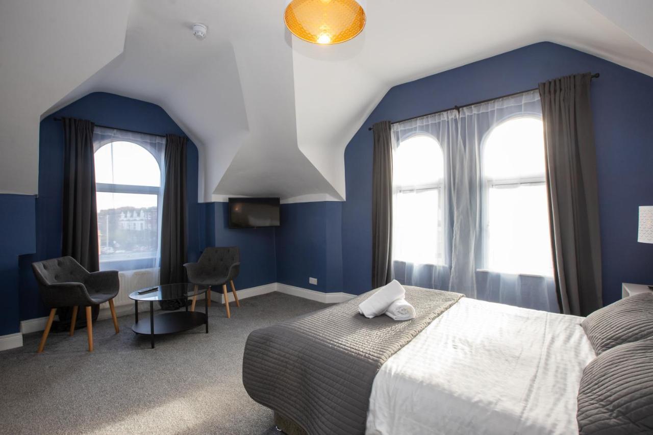 No. 5 Eglantine Place